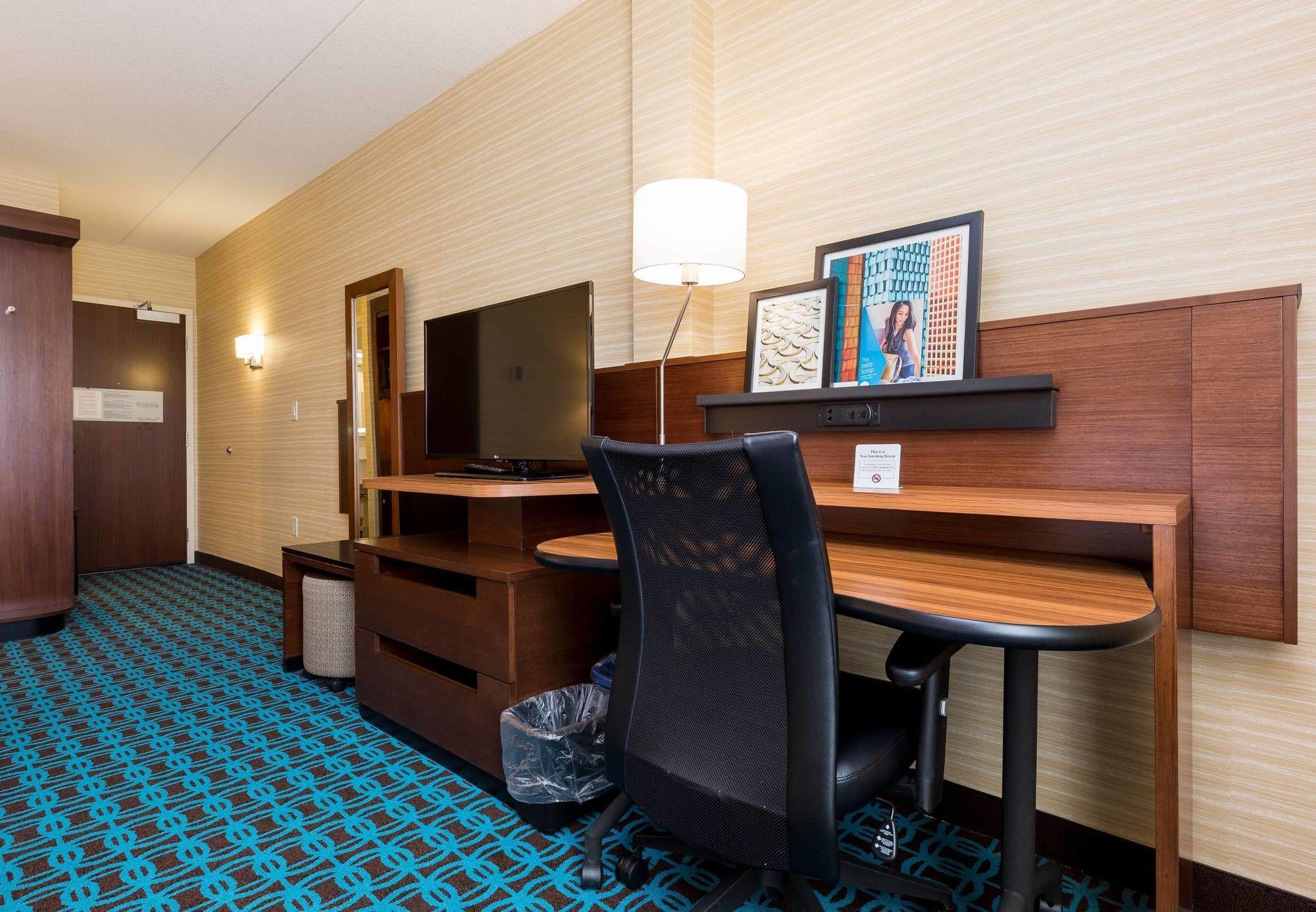 Fairfield Inn & Suites By Marriott Edmonton North Exterior foto