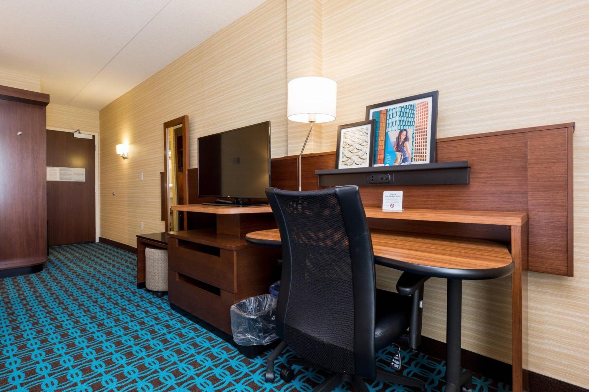 Fairfield Inn & Suites By Marriott Edmonton North Exterior foto