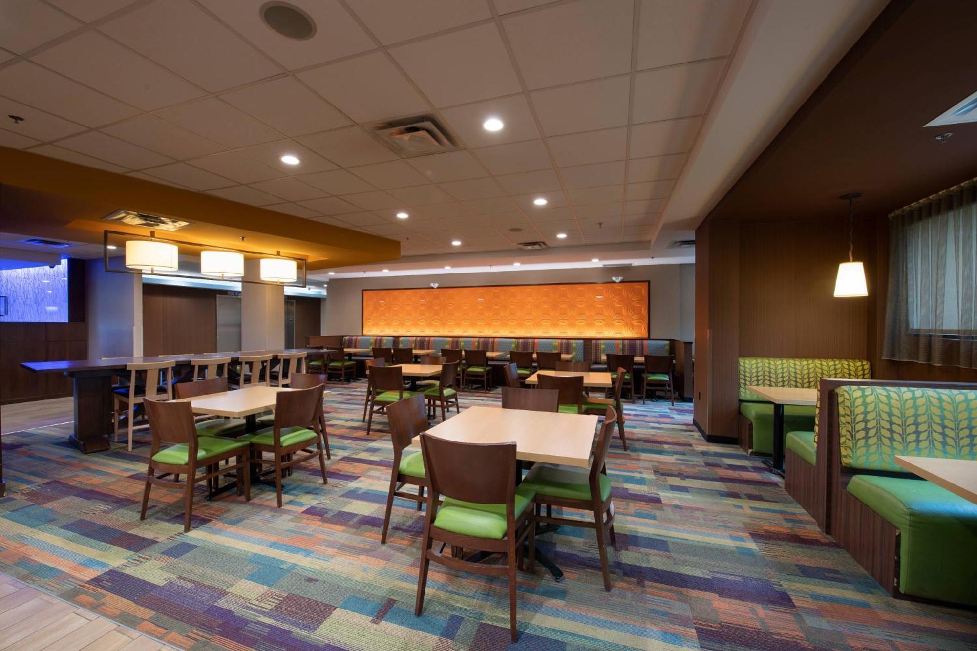 Fairfield Inn & Suites By Marriott Edmonton North Exterior foto
