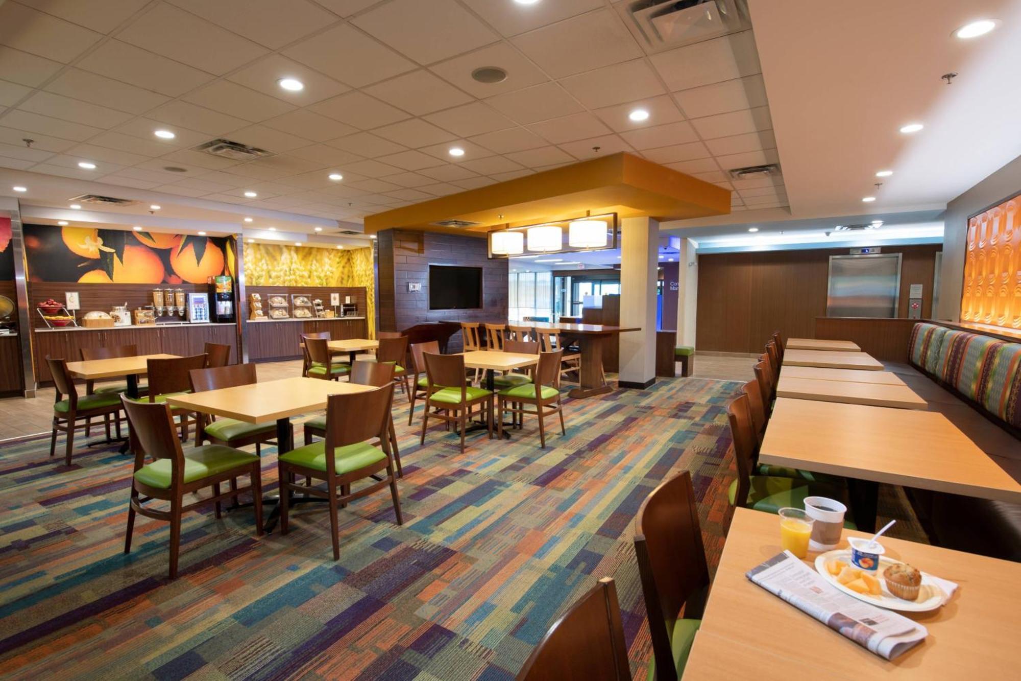 Fairfield Inn & Suites By Marriott Edmonton North Exterior foto